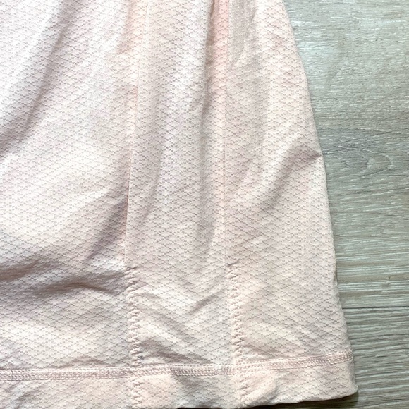 Lululemon CYB Tank EUC Size ? Pretty Pink Angel Wing Built In Bra - Picture 2 of 12